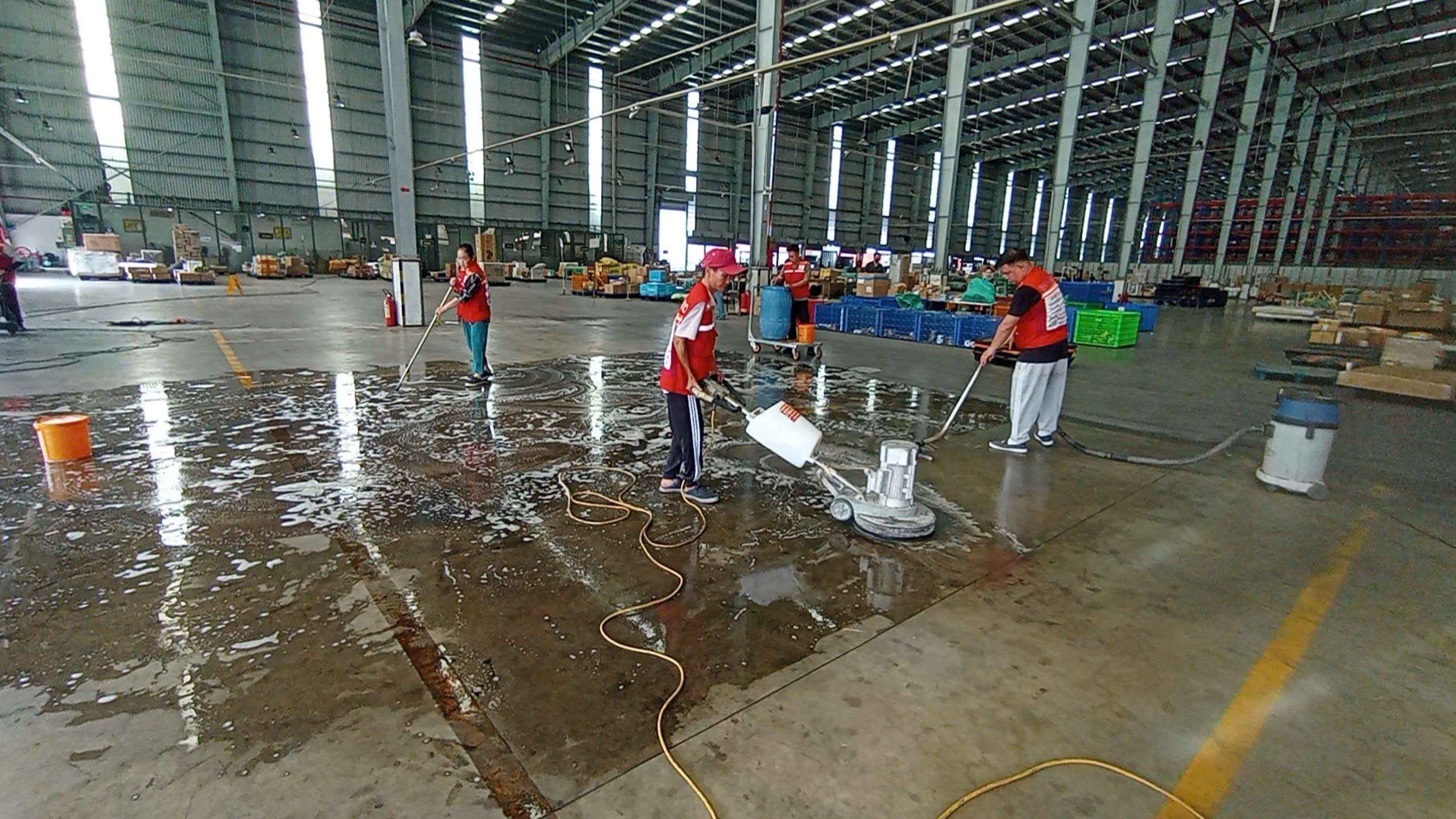 vệ sinh nhà xưởng